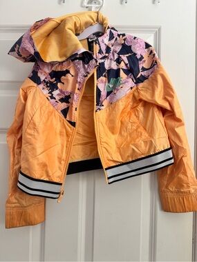 Nike Yellow Floral-Trim Hooded Windbreaker Jacket for Kids